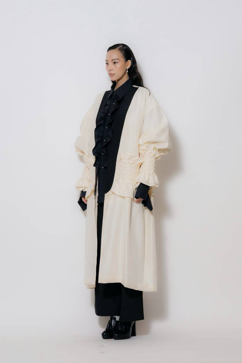 Cream Open Smocked Long Jacket