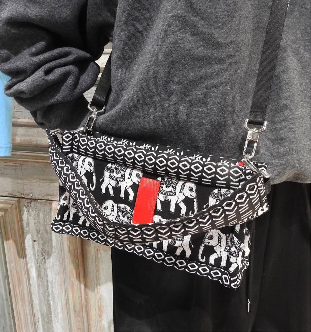 Maya wong Sarg Elephant shoulder/cross body bag 10"x5"x3"