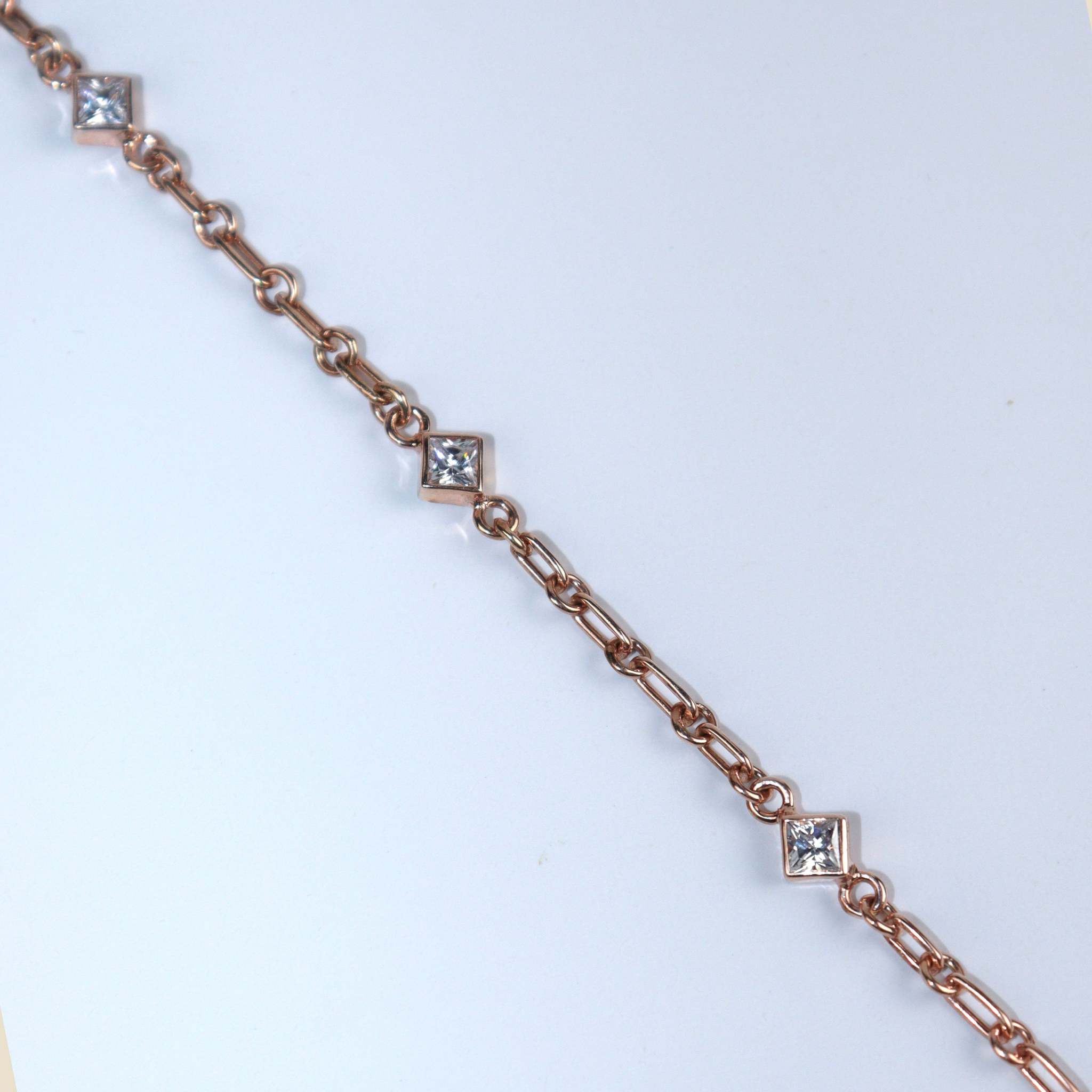 Classic Womenswear Bracelet Rose gold