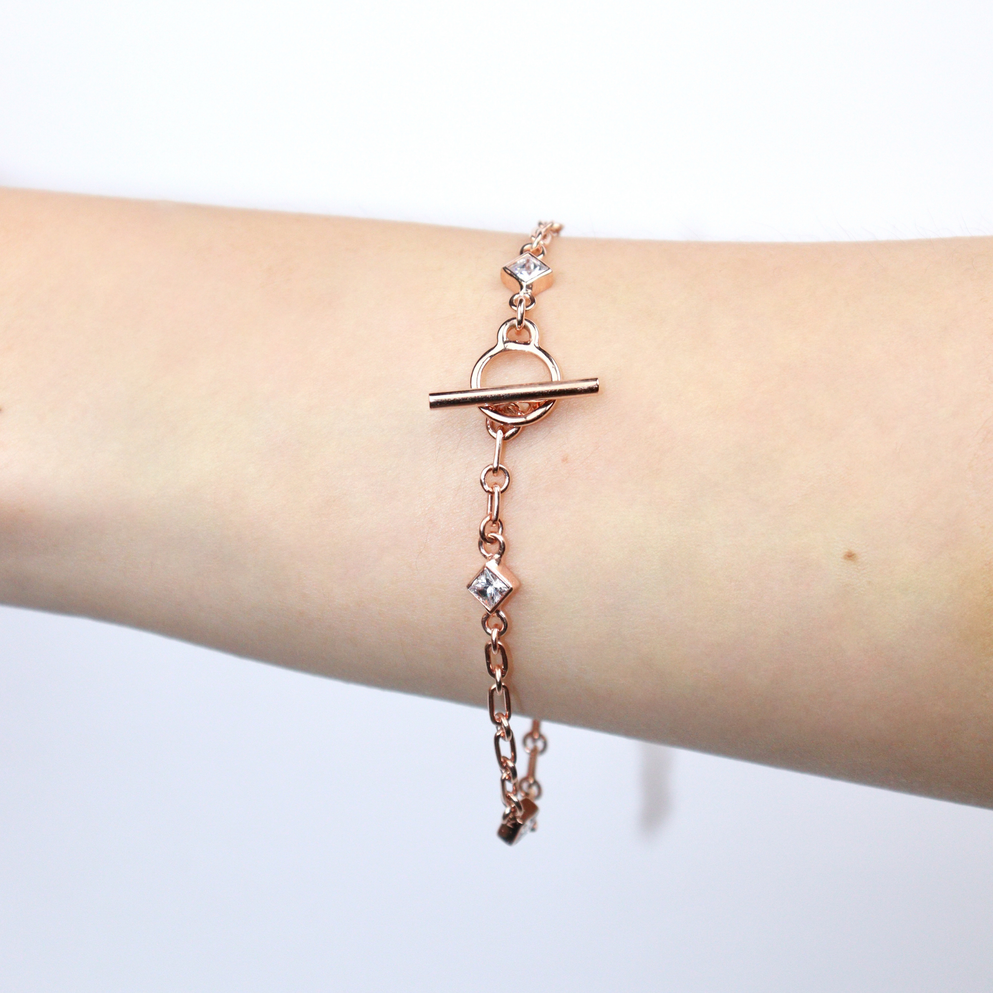 Classic Womenswear Bracelet Rose gold