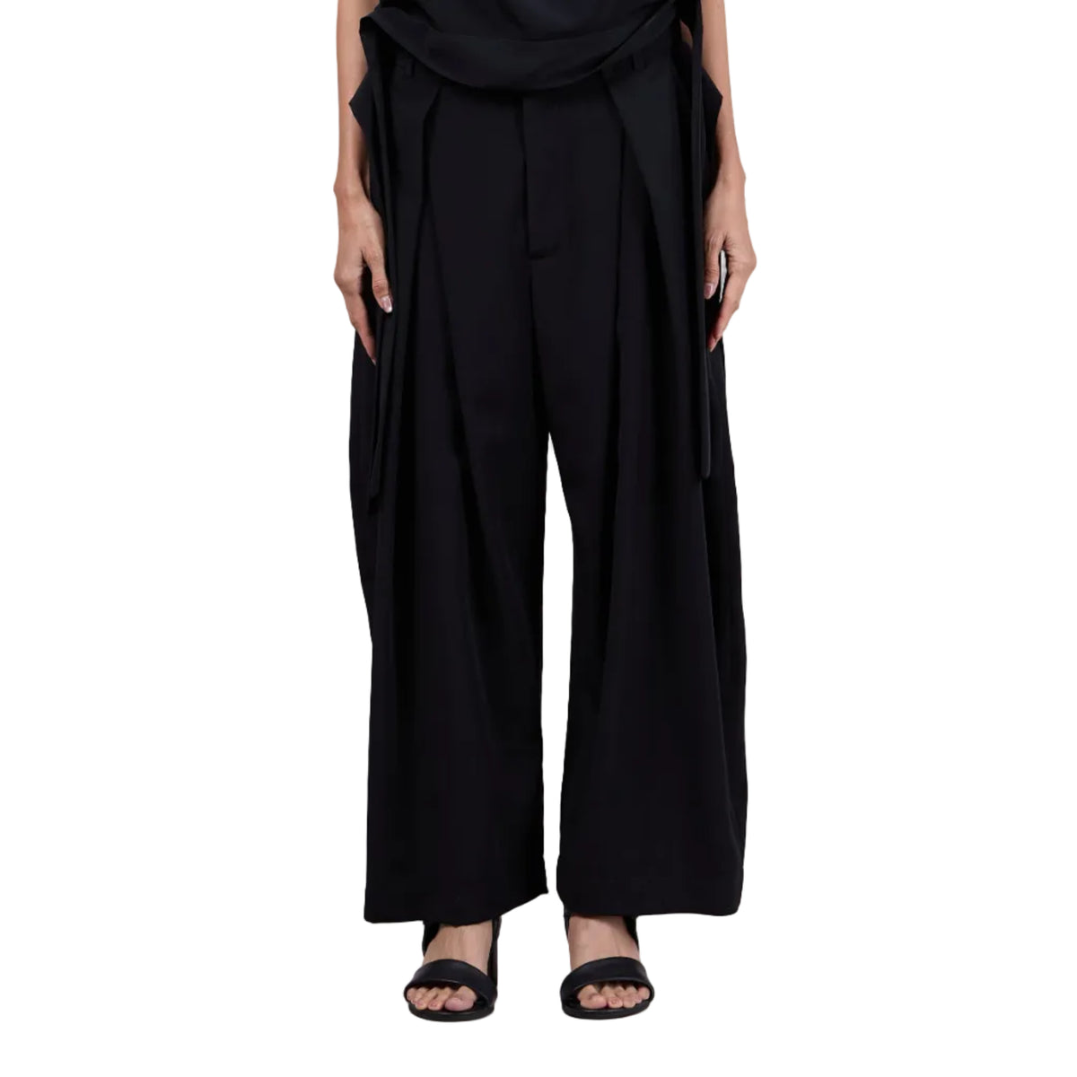 Pleated Barrel Pants
