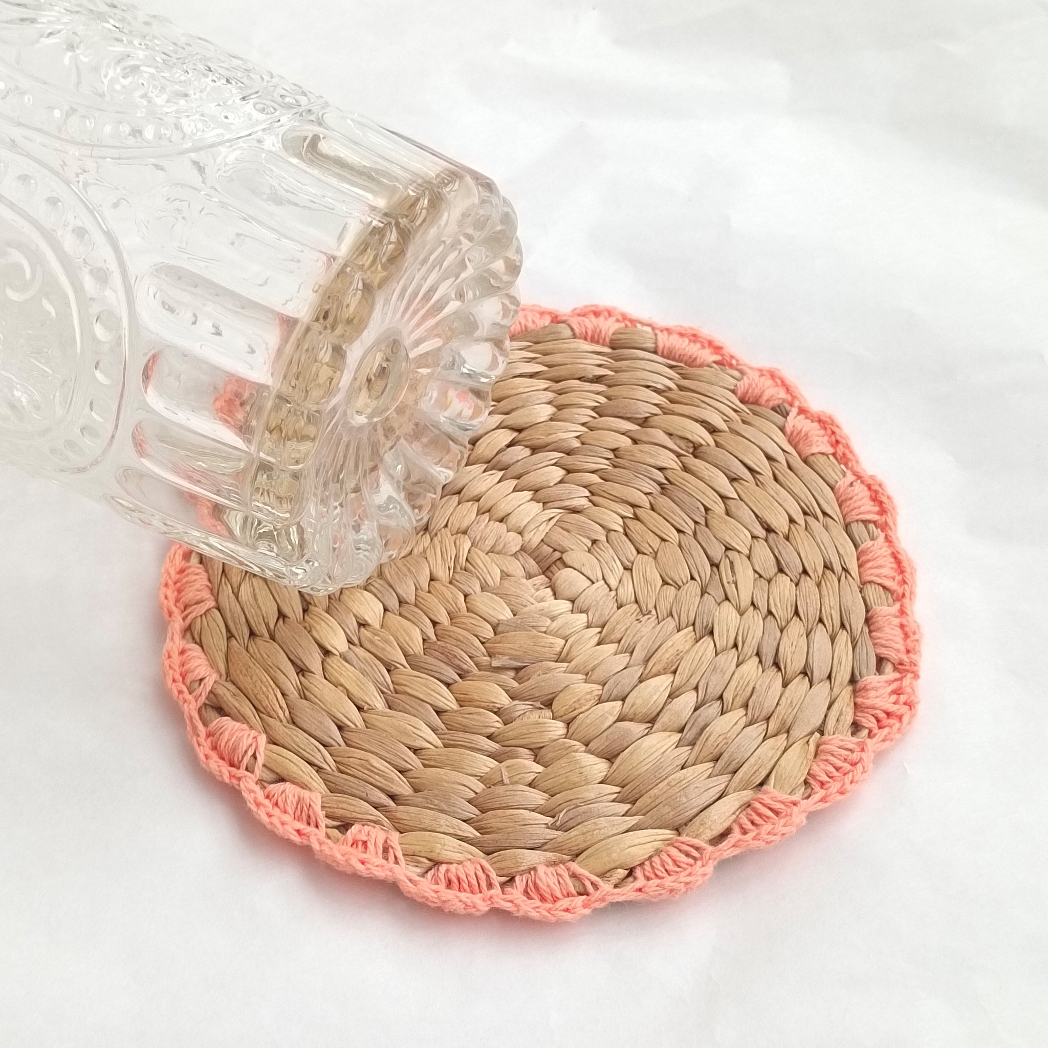 Coaster_accent orose trim
