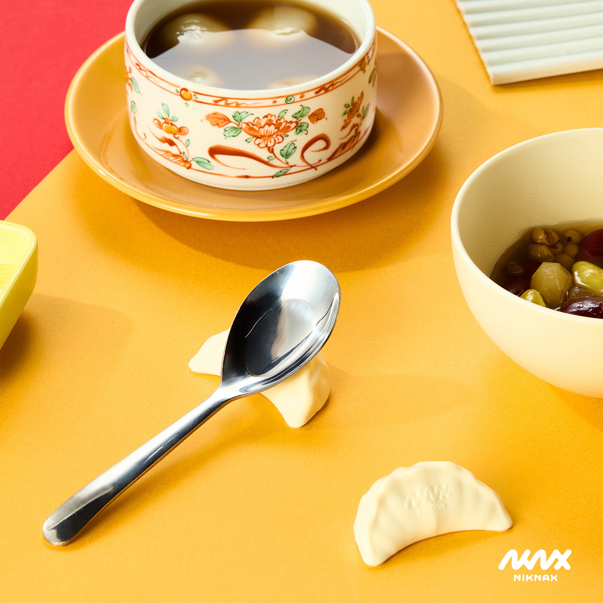 Dumpling Chopsticks Holder