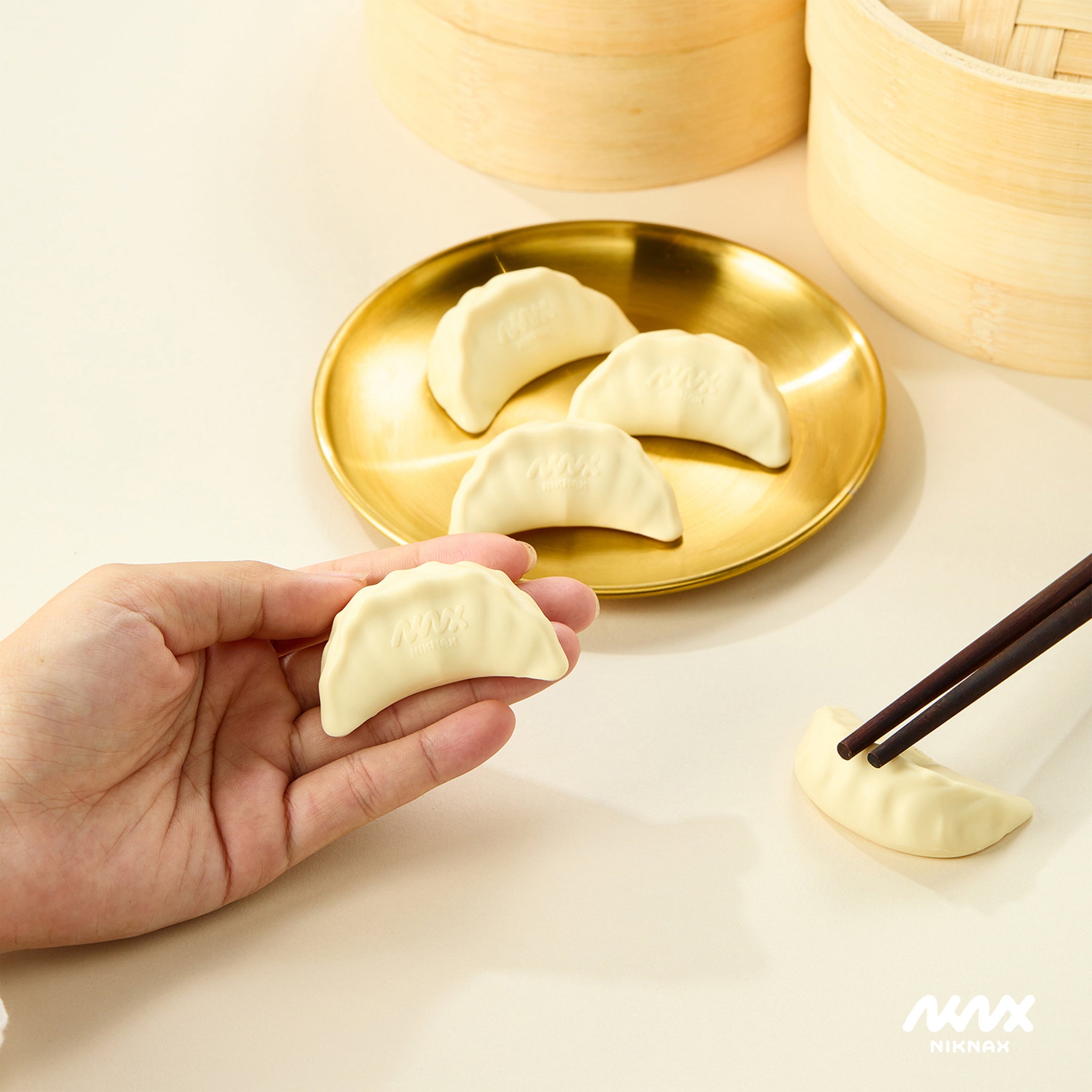 Dumpling Chopsticks Holder