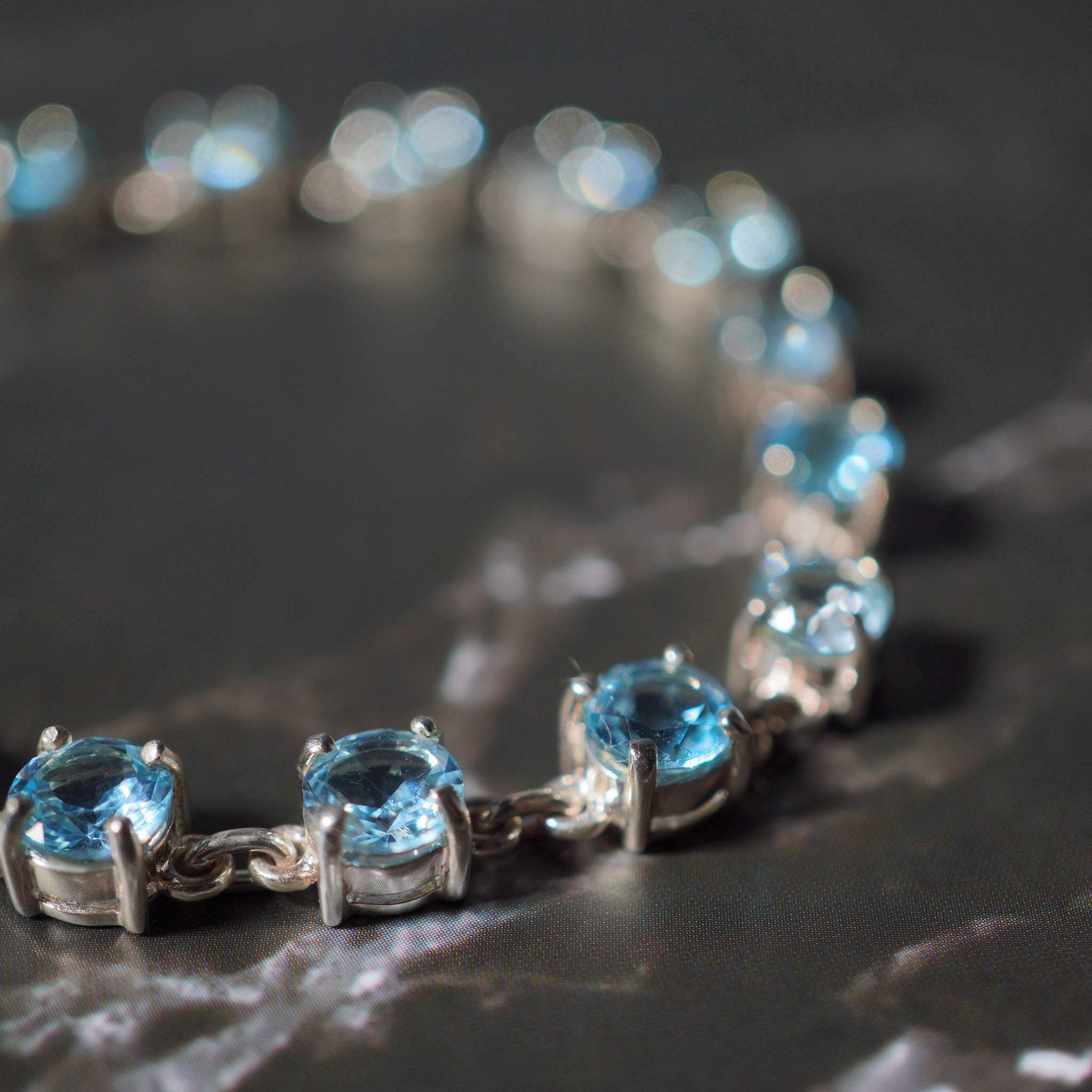 Lily Bracelet/ Topaz