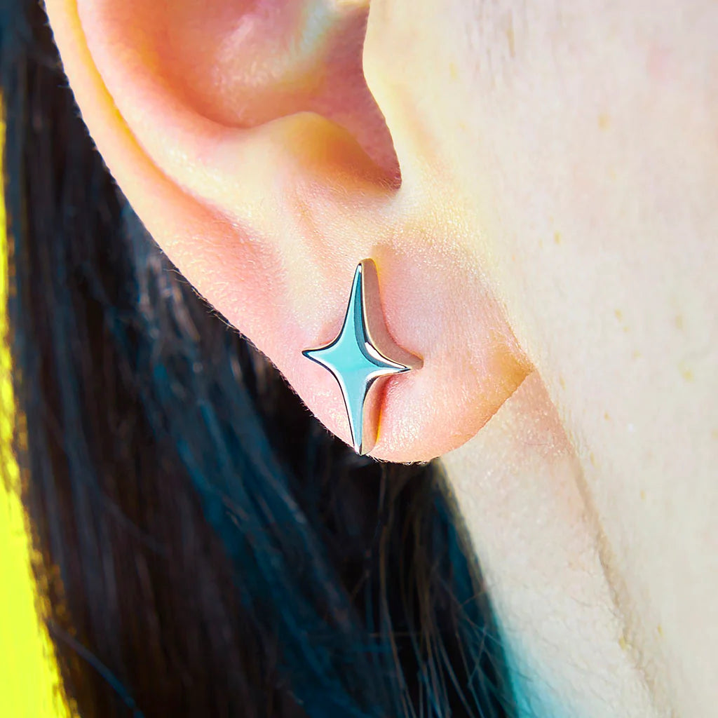 Puffy stud earrings big sparkle