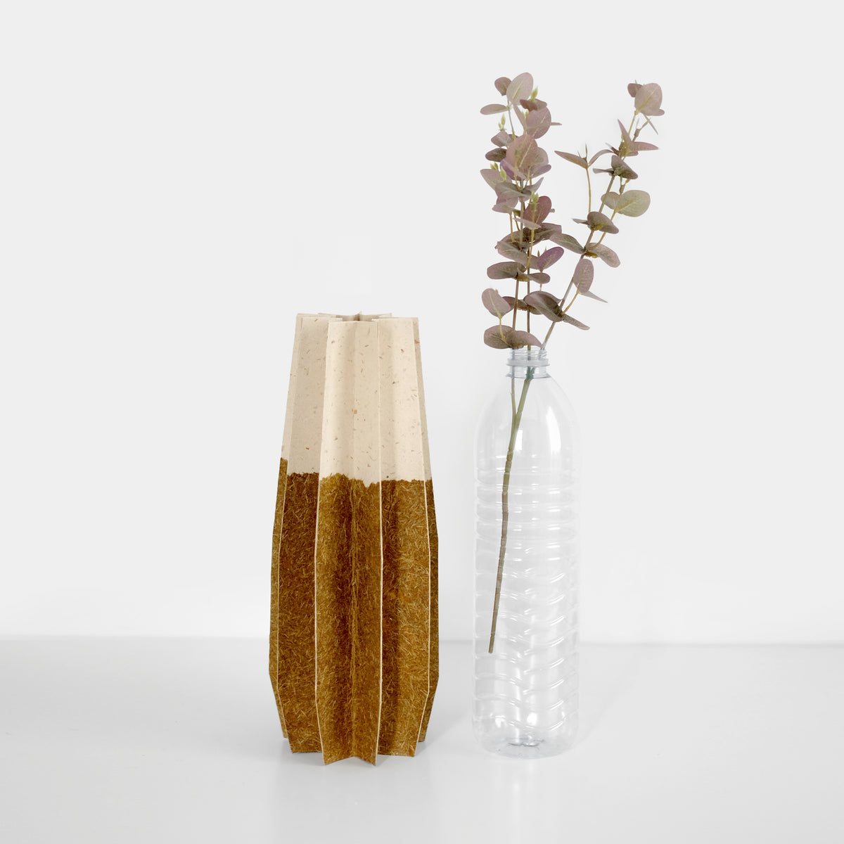 Marigold paper vase case