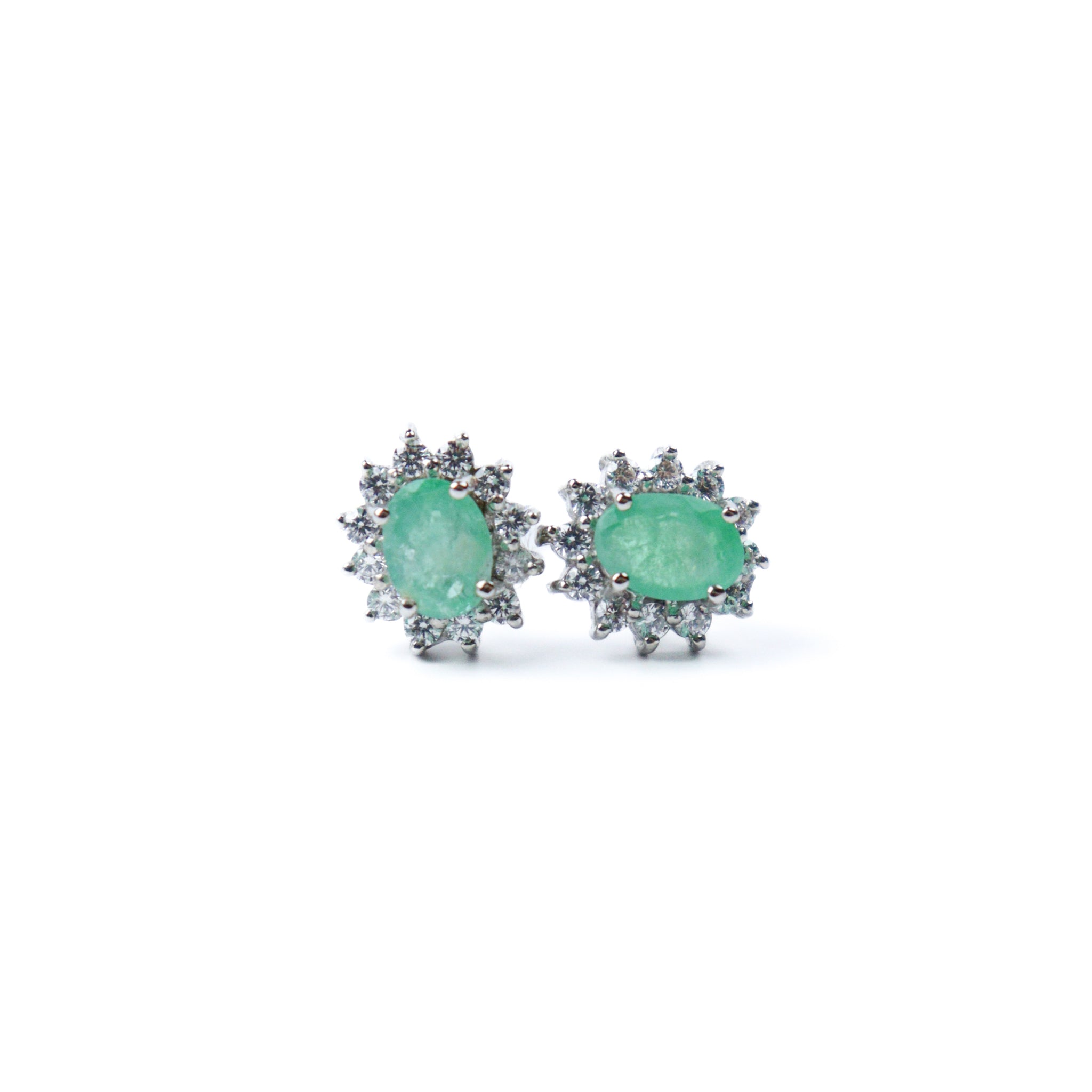 Emerald silver earring