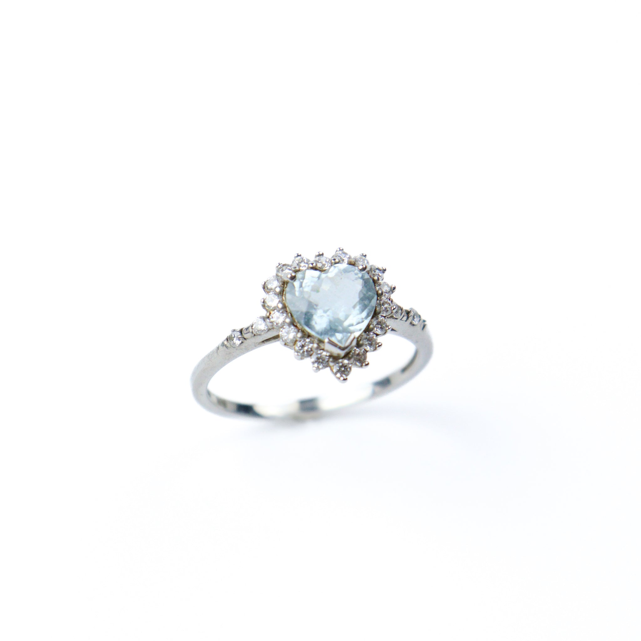 Aquamarine silver ring